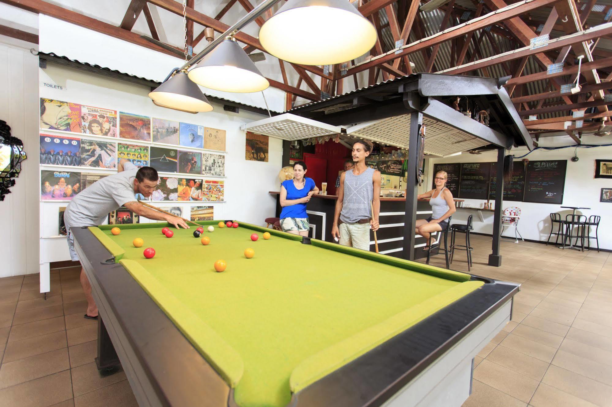 פורט דוגלאס Coral Beach Lodge מראה חיצוני תמונה