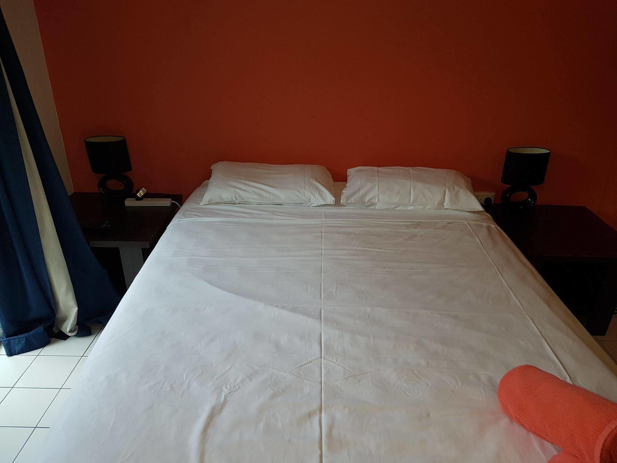פורט דוגלאס Coral Beach Lodge מראה חיצוני תמונה